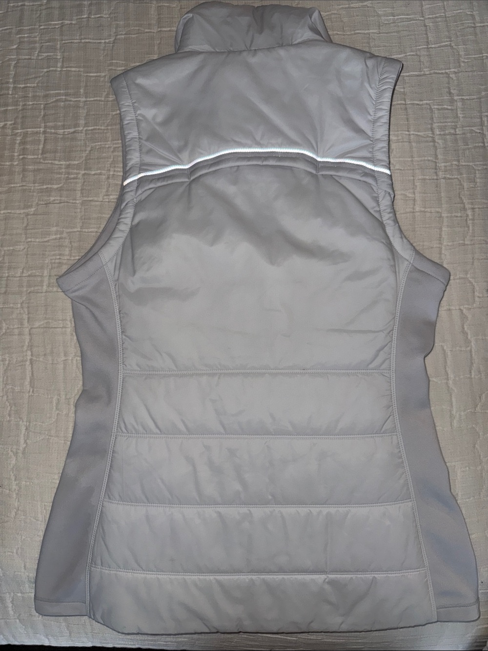 Athleta Rock Ridge PrimaLoft® Chevron Vest Fog Gray Medium - Picture 7 of 10